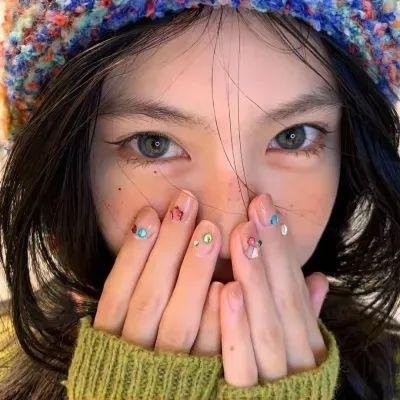 女交通员